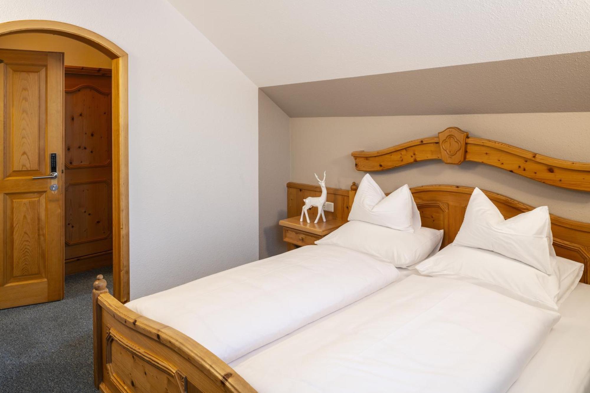 Wander- Und Wellnesshotel Kanzler Bad Mitterndorf Exterior foto